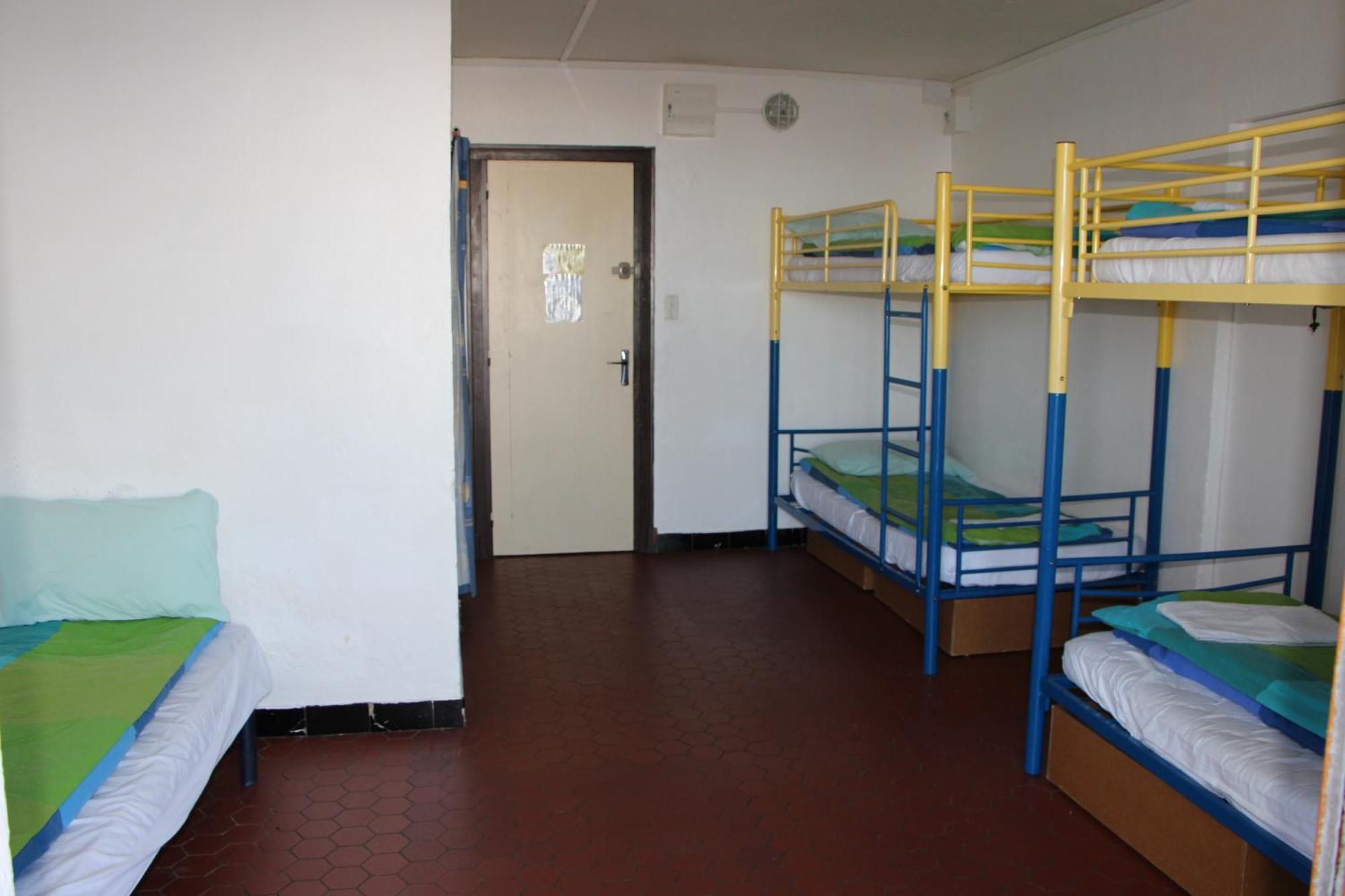 Le Pourquoi Pas Hostel Saint-Lary-Soulan Δωμάτιο φωτογραφία